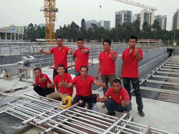 廣東東莞東城污水處理廠專用水池不銹鋼護(hù)欄圖片