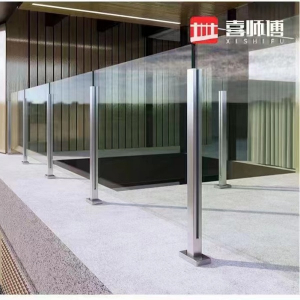 簡約不銹鋼玻璃護欄