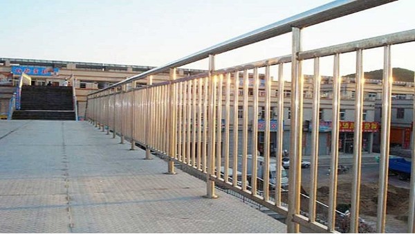 人行天橋不銹鋼護欄